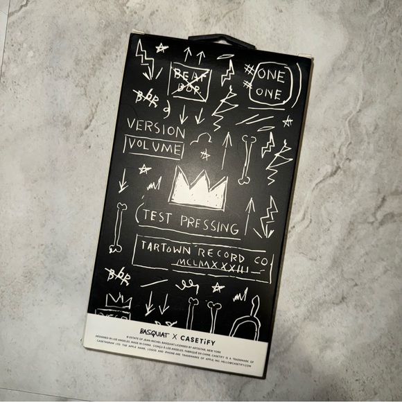 CASETIFY X BASQUIAT SELF PORTRAIT IPHONE 13 PRO CASE - Picture 3 of 10